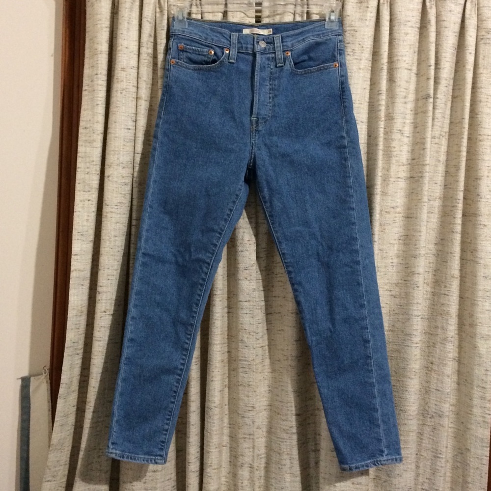 Levi's Wedgie Fit Button Fly Skinny Jeans